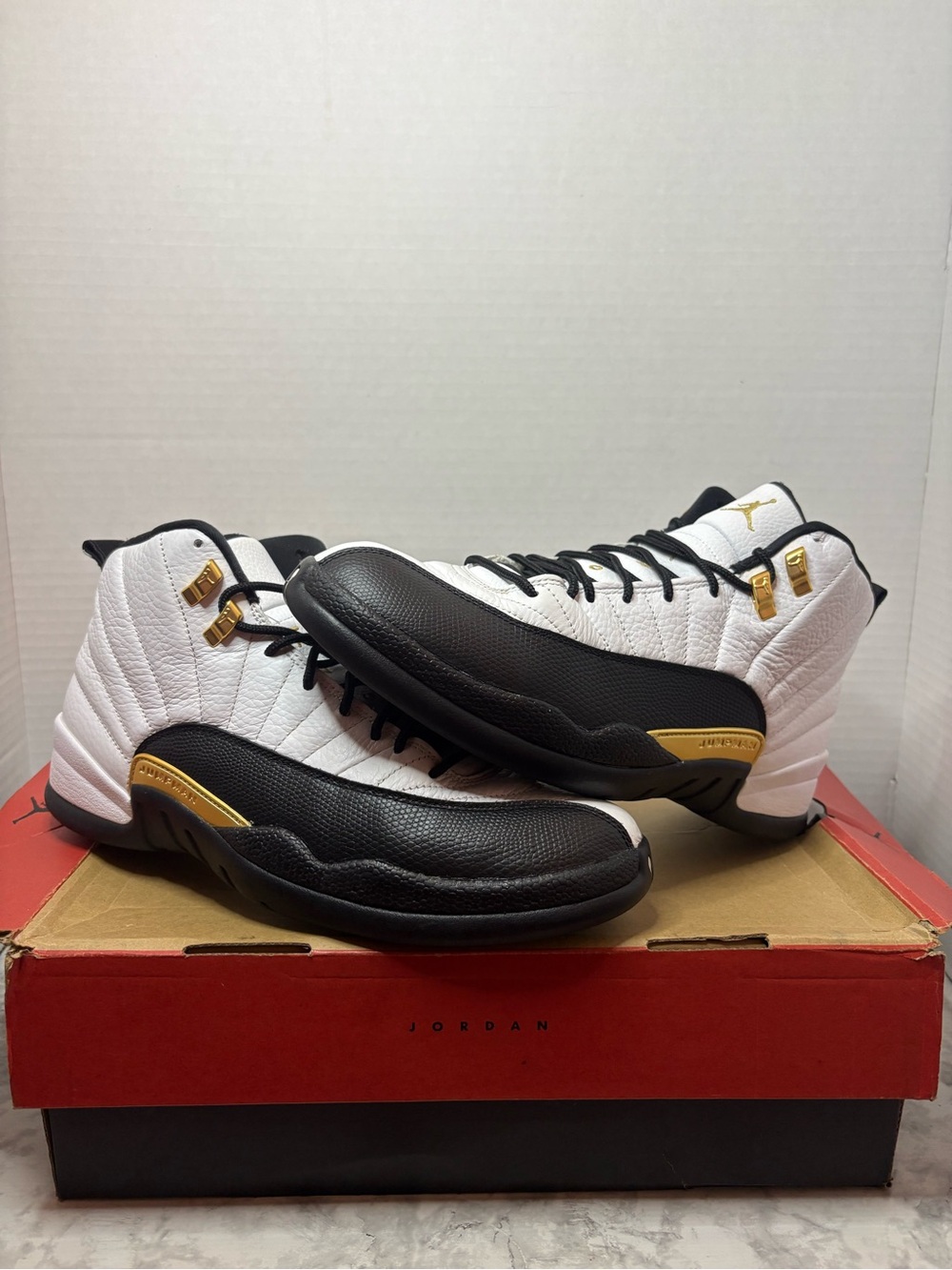 Jordan 11 royalty taxi